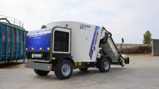 Elektrický krmný vůz Faresin Leader PF